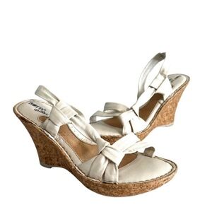 Born Drilles Wedge Platform Sandals Leather Slingback Shoes Bone Cream Size 6
